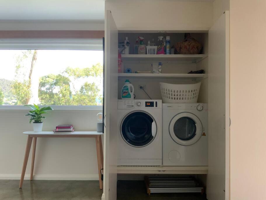 Apartment Spacious - Warm And Welcoming In Lindisfarne, 8 Min From Cbd *